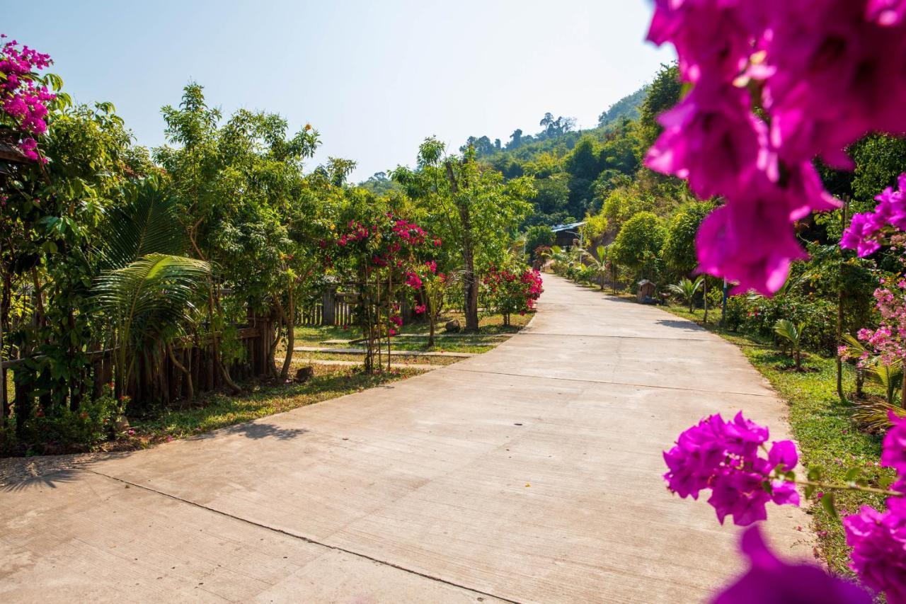 Dansavanh Namngum Resort Ban Keun Eksteriør bilde